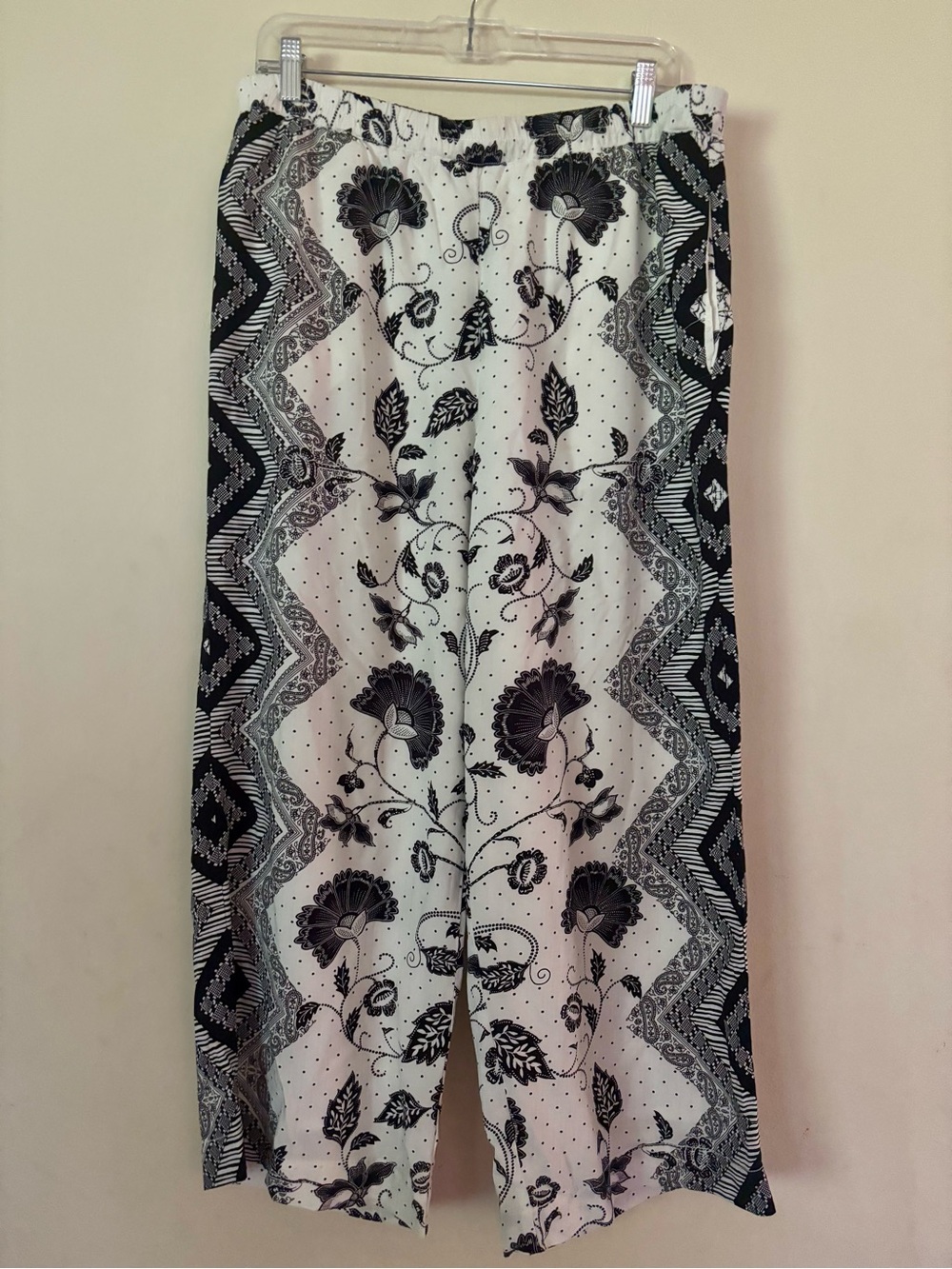 ett:twa by Anthropologie Glencairn Cropped Wide-Leg Pants. Women’s L